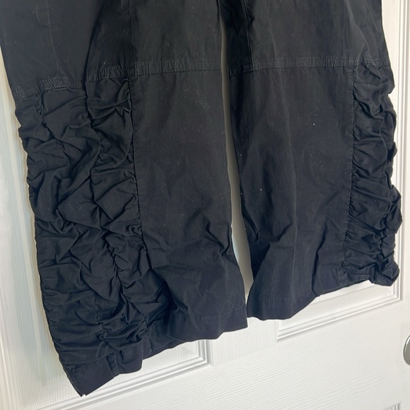 Wearables by XCVI Women’s Casual Cargo Pants - Picture 2 of 6